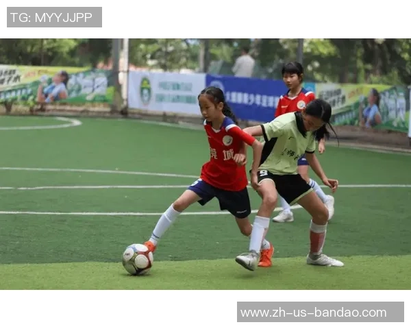 足球陈薇：从绿茵场到人生舞台的奋斗与荣耀之路